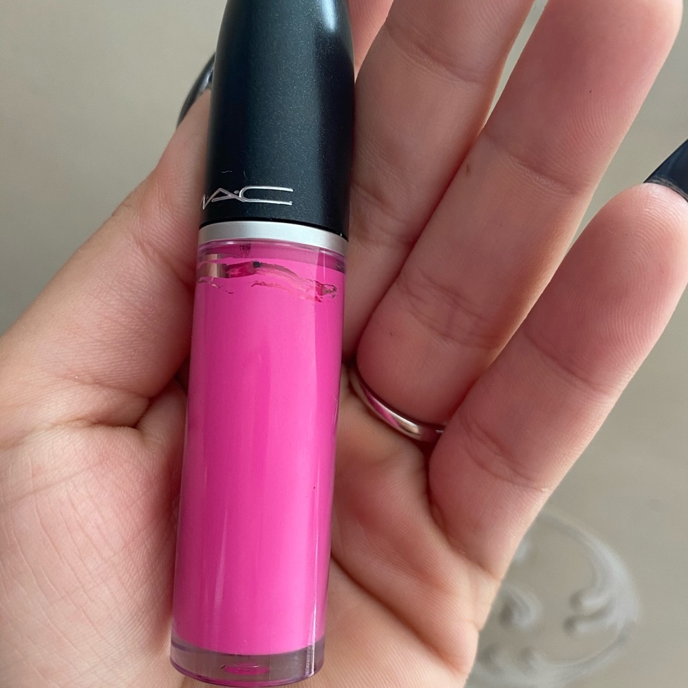 MAC Fuchsia Flicker Lipstick